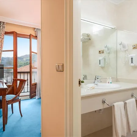 Hospedium Sky Blu Otel Sondika